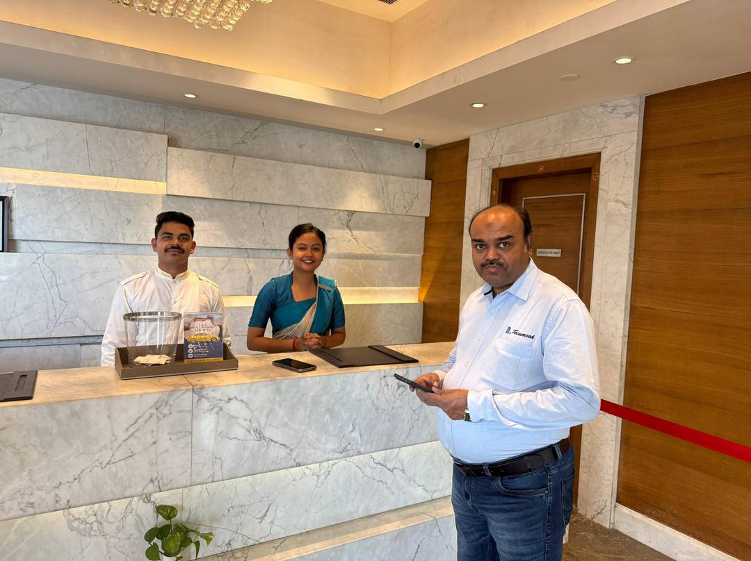 Hotel Singhania Sarovar Portico主图