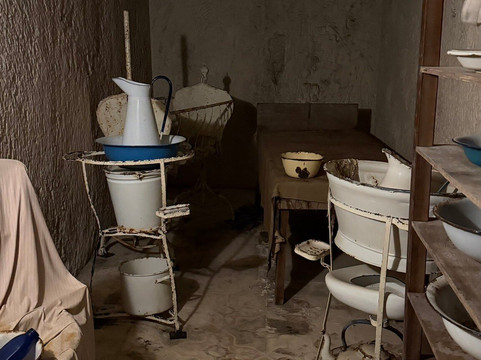 马里哈防空洞-梅雷赫必去景点