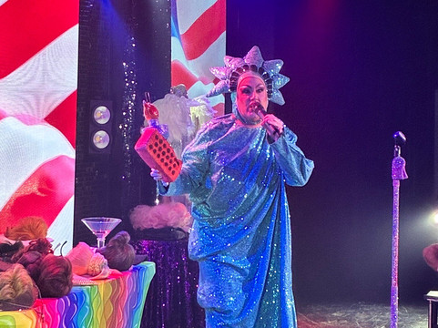 The Palm Cabaret and Bar-瓦拉塔港必去景点