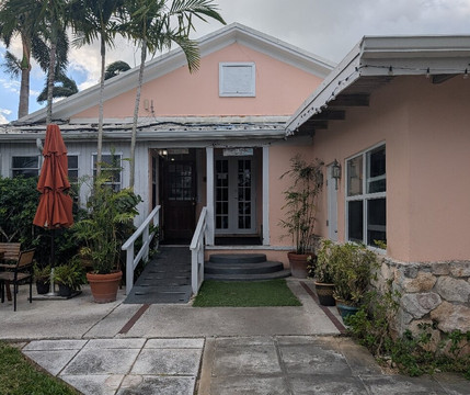 橘山海滩旅馆主图