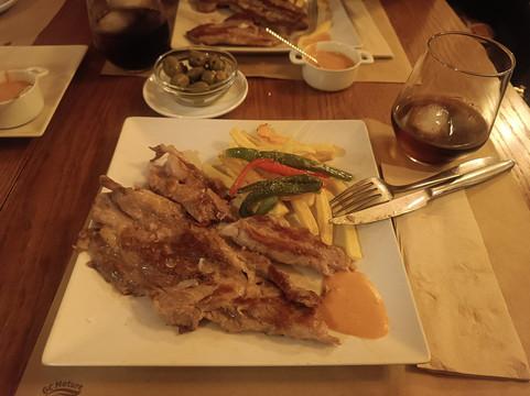 La Tertulia Comida Casera