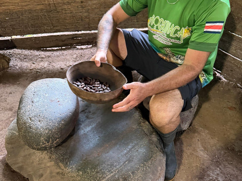 Cahuita Experience Surf School-卡维塔必去景点