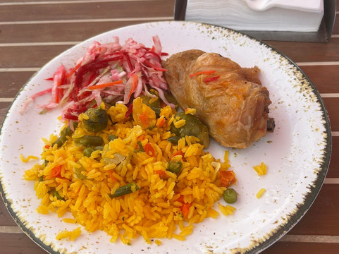 Opera 60 Luxury Charters-奥德杰海岸必去景点