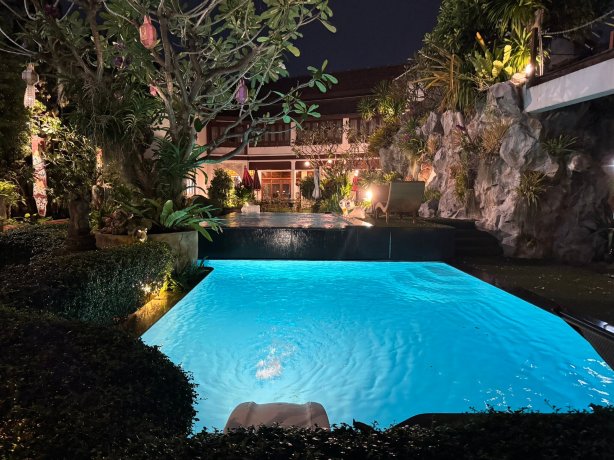 塔尼阔德查斯里酒店-官方