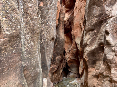 Kanarra Falls-Kanarraville必去景点