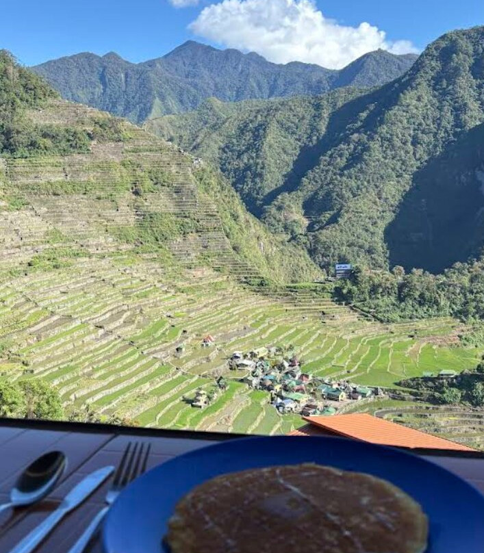 山坡餐厅旅馆主图