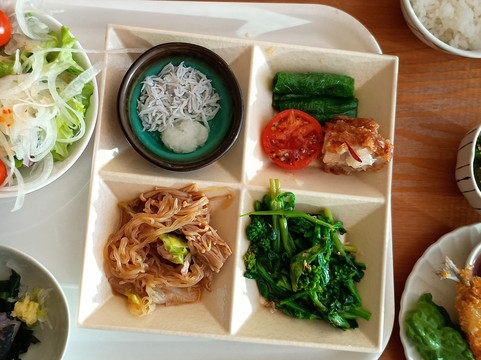 沼津寇寇奇酒店主图