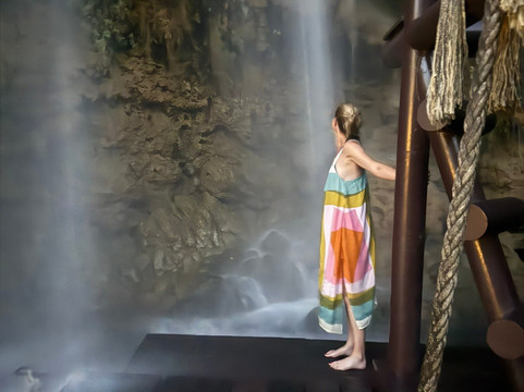 DeeDee Tours-北碧必去景点