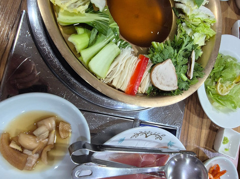 Persimmon Tree House