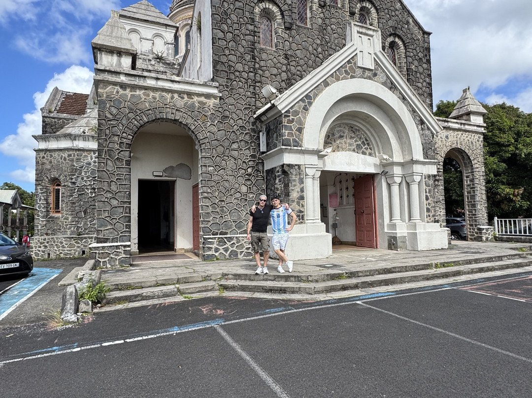 Kalonji Tours & Taxi-Le Lamentin必去景点