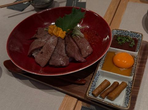 Que by Rin horiuchi主图