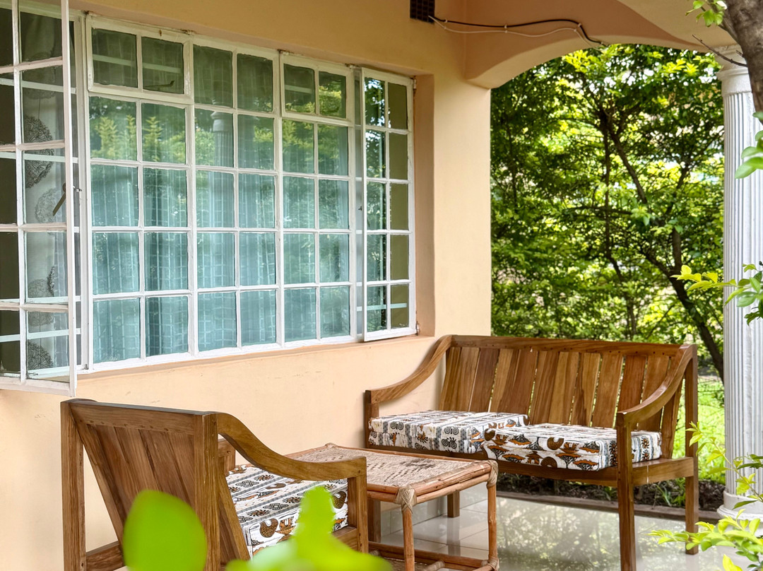 Homely Lodge And Apartments