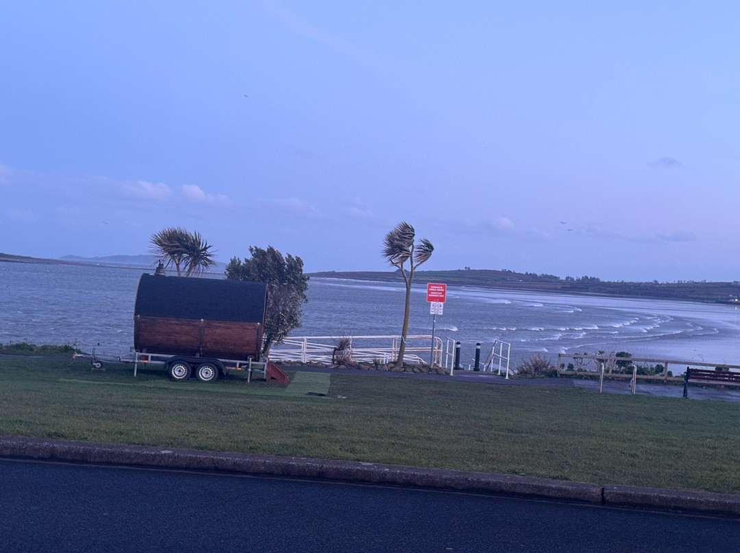 Skerries Tourist Walks-斯克列必去景点