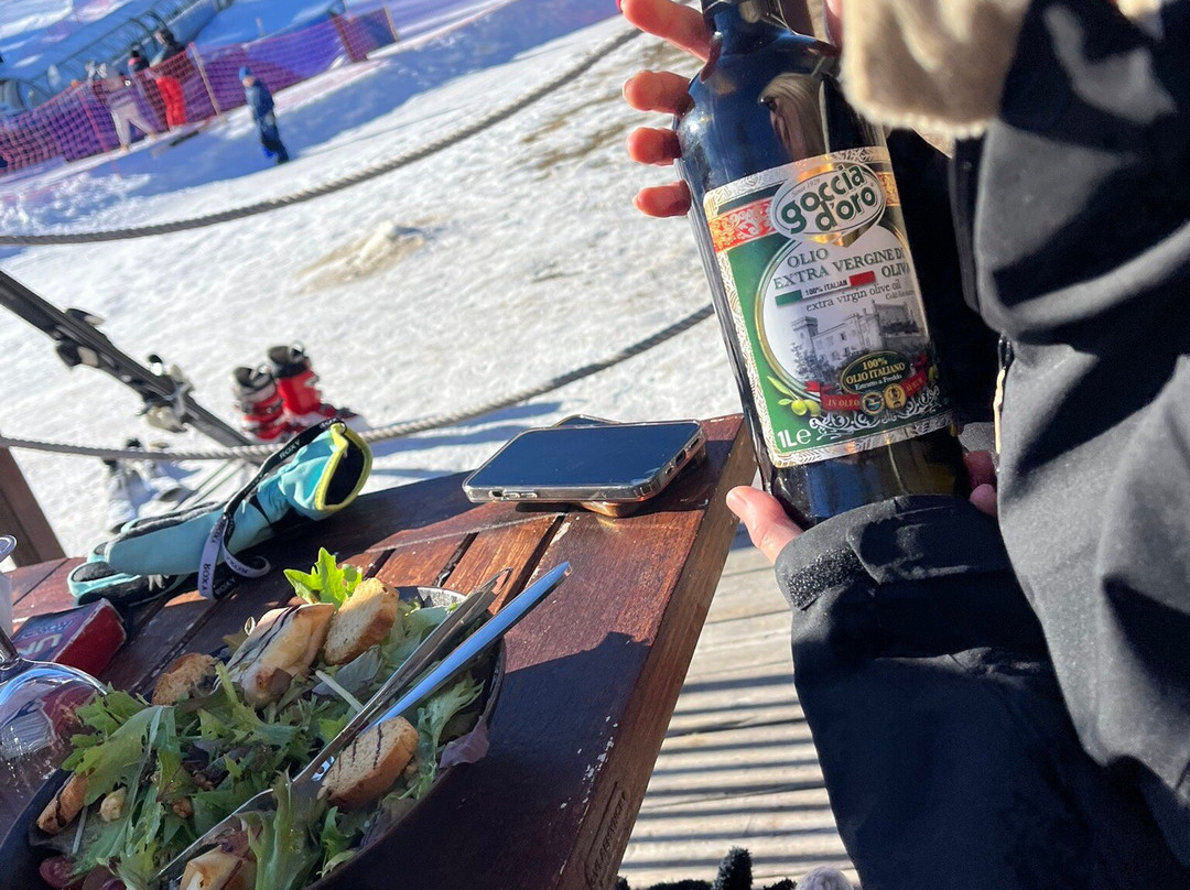马莫特酒店主图