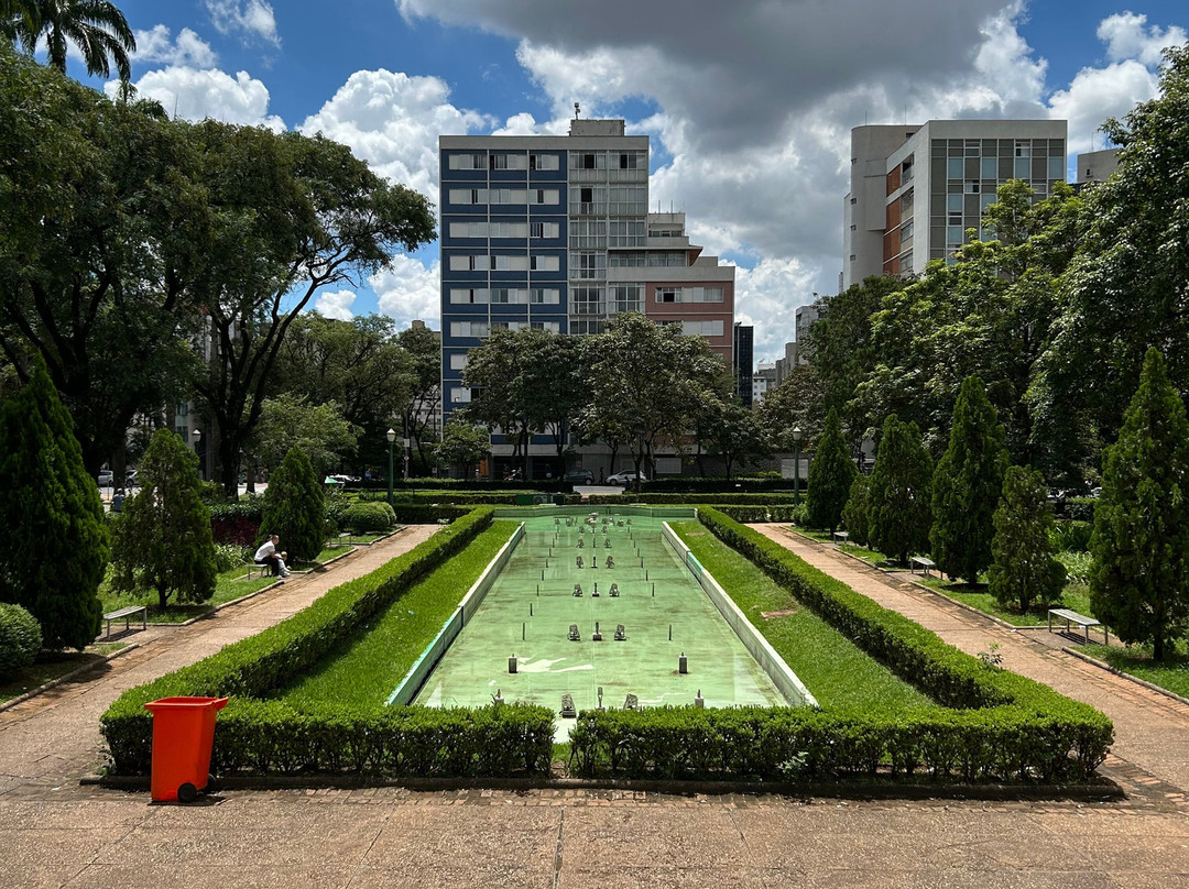 Praça da Liberdade-贝洛哈里桑塔必去景点