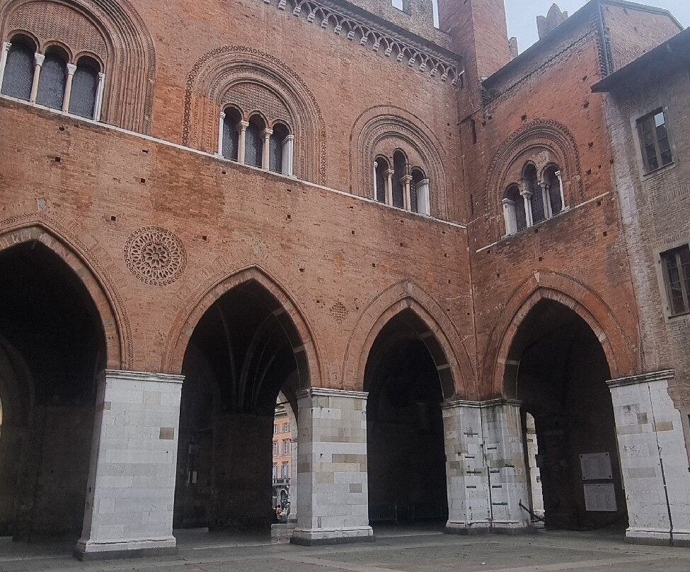 Palazzo Gotico-皮亚琴察必去景点