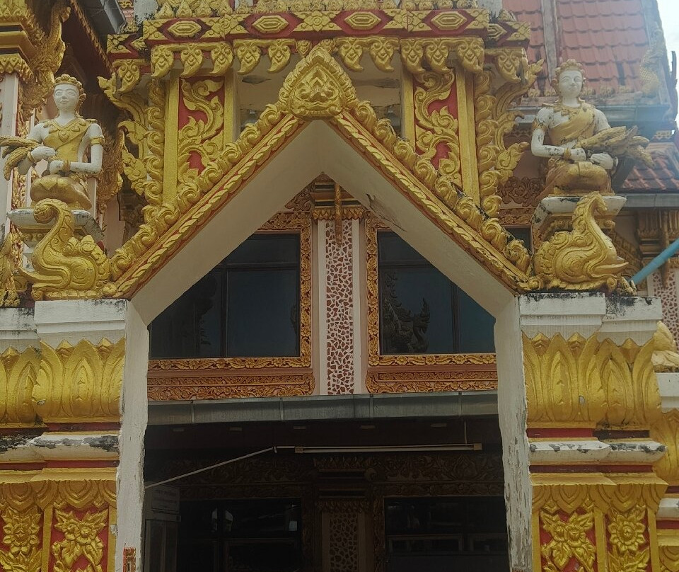 Wat Okat Si Bua Ban-佛统必去景点