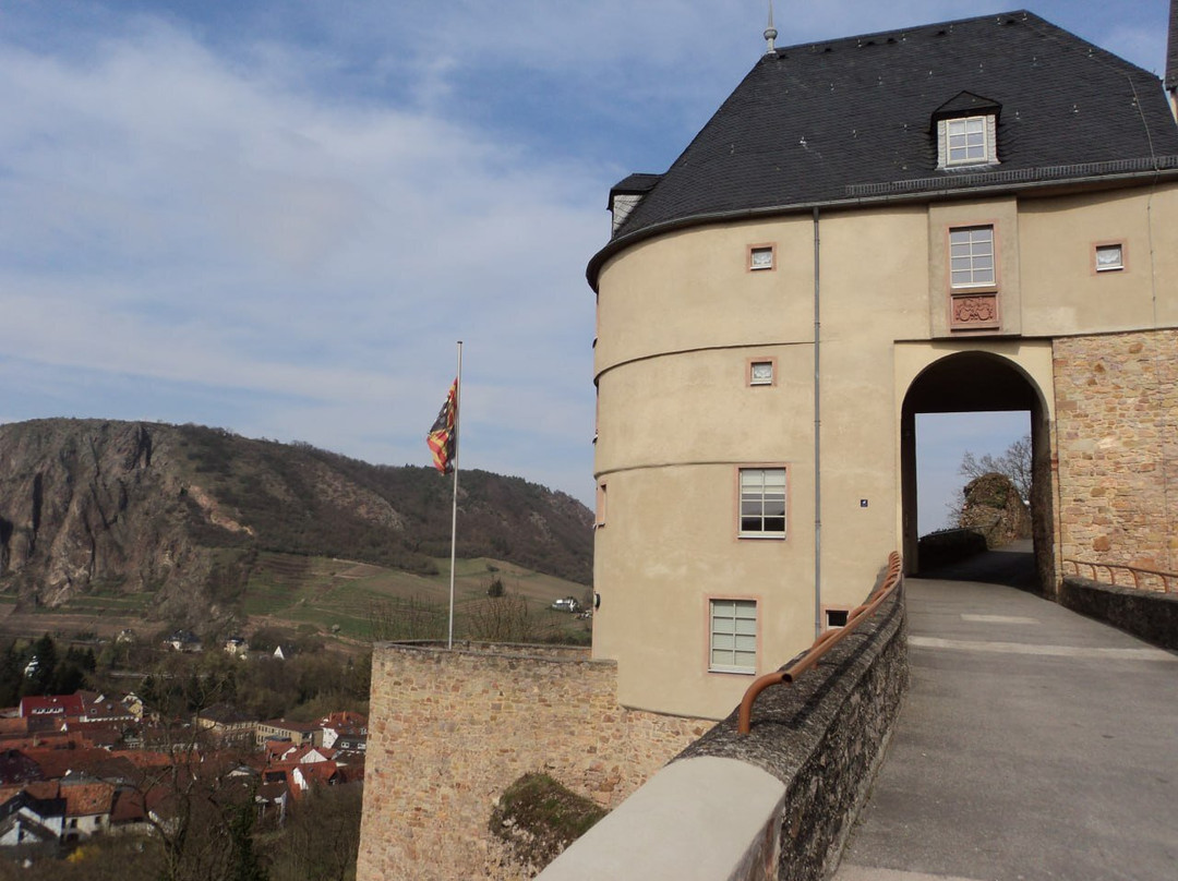 Burg Ebernburg-Bad Munster am Stein-Ebernburg必去景点