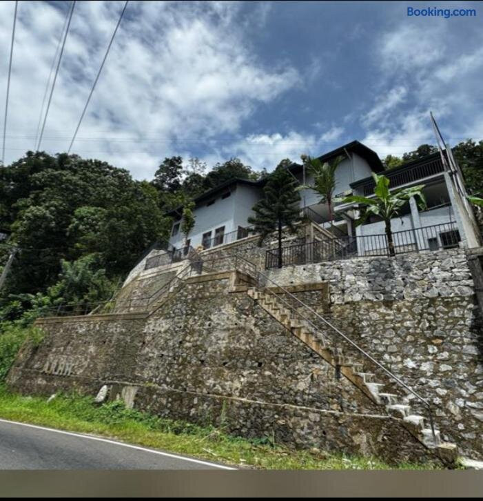 Arhh castle