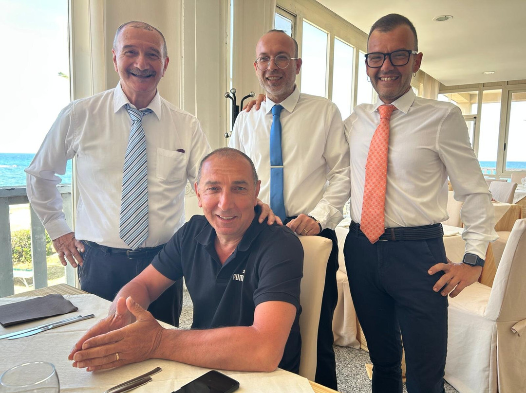提莫酒店主图