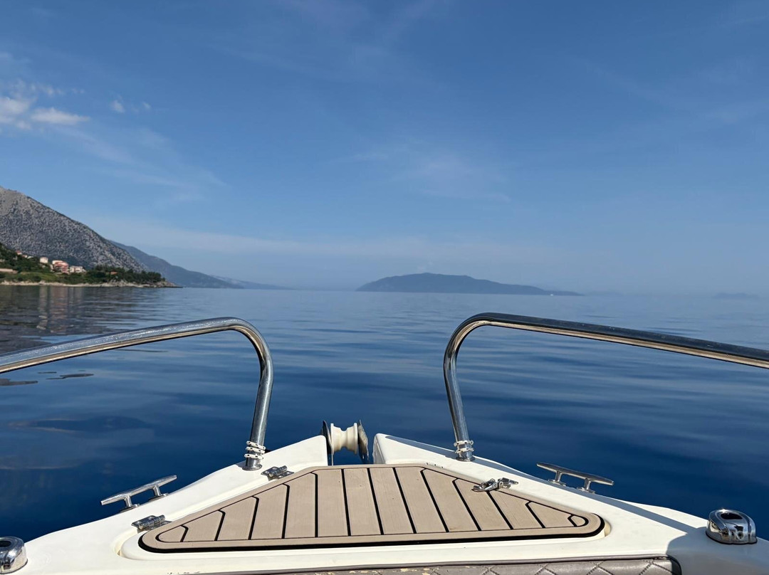 Dolphin Ski Club Water Sports & Boat Hire-Skala必去景点