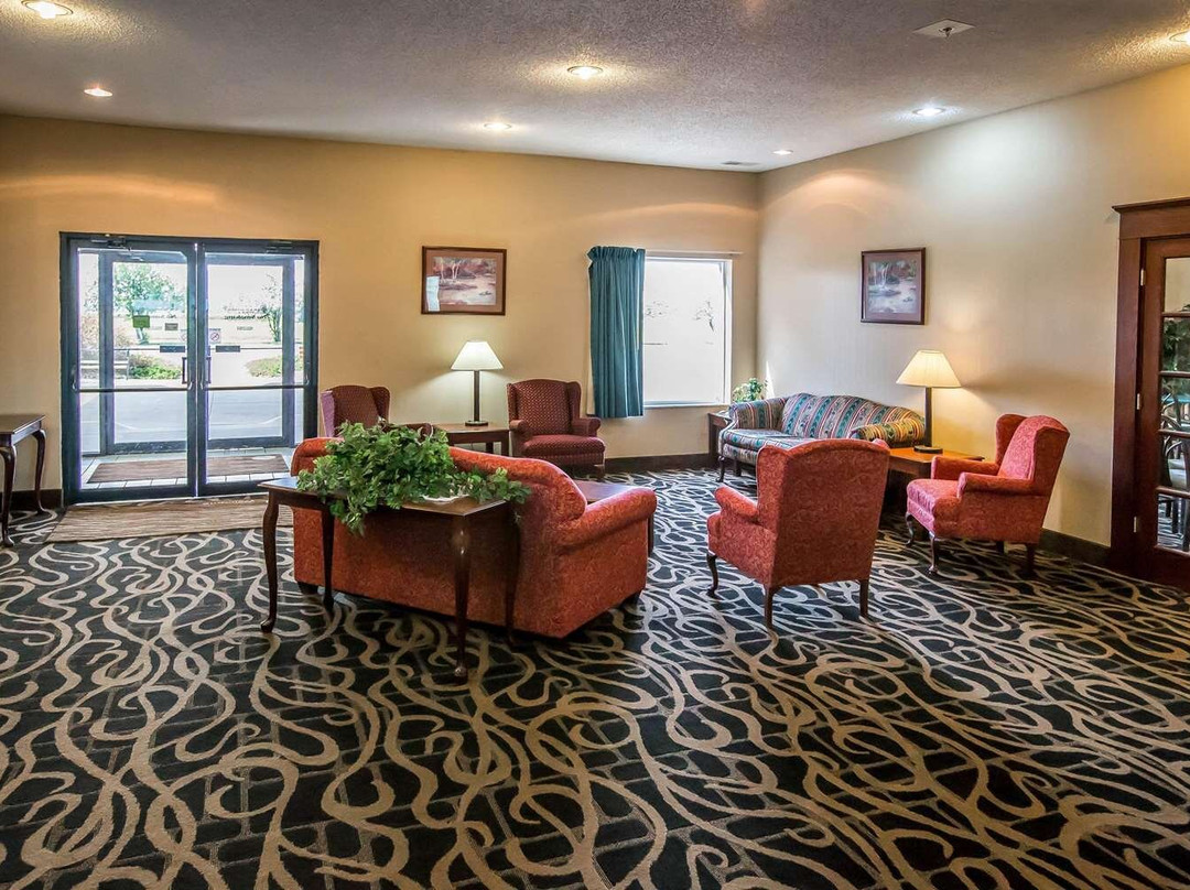 Earlville酒店住宿-Quality Inn & Suites Mendota near I-39