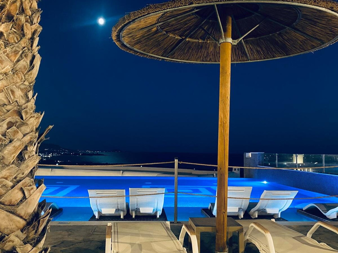 Seaclub Naxos Grand主图