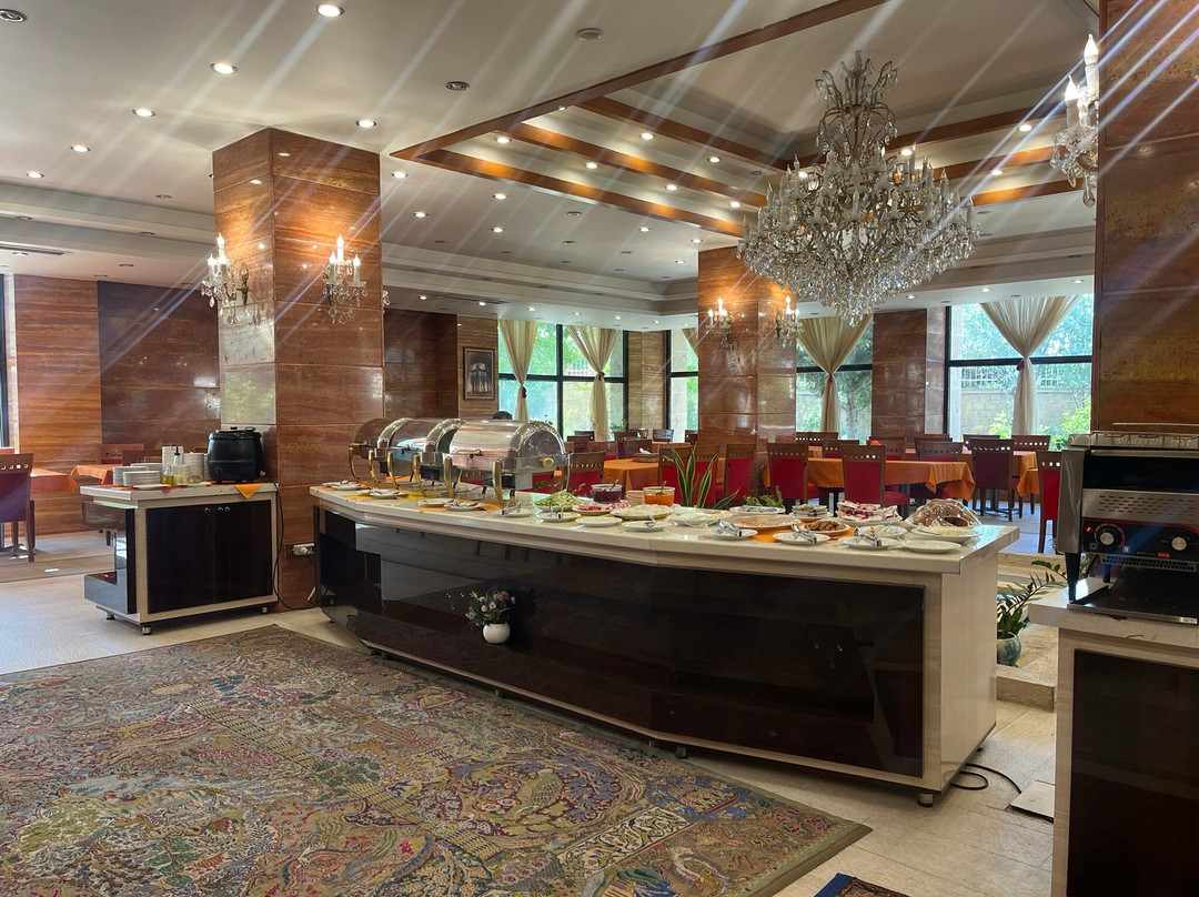 Zanjan Grand Hotel主图