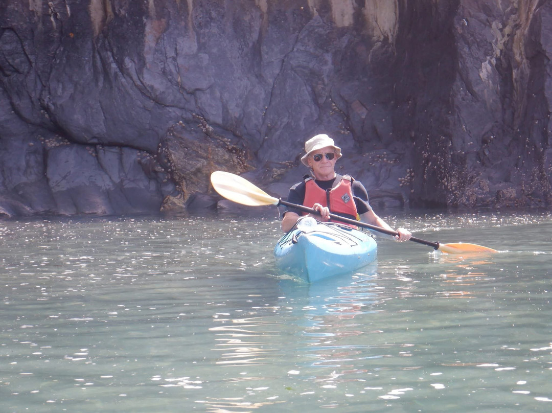 Mayberry Kayaking-Goodwick必去景点