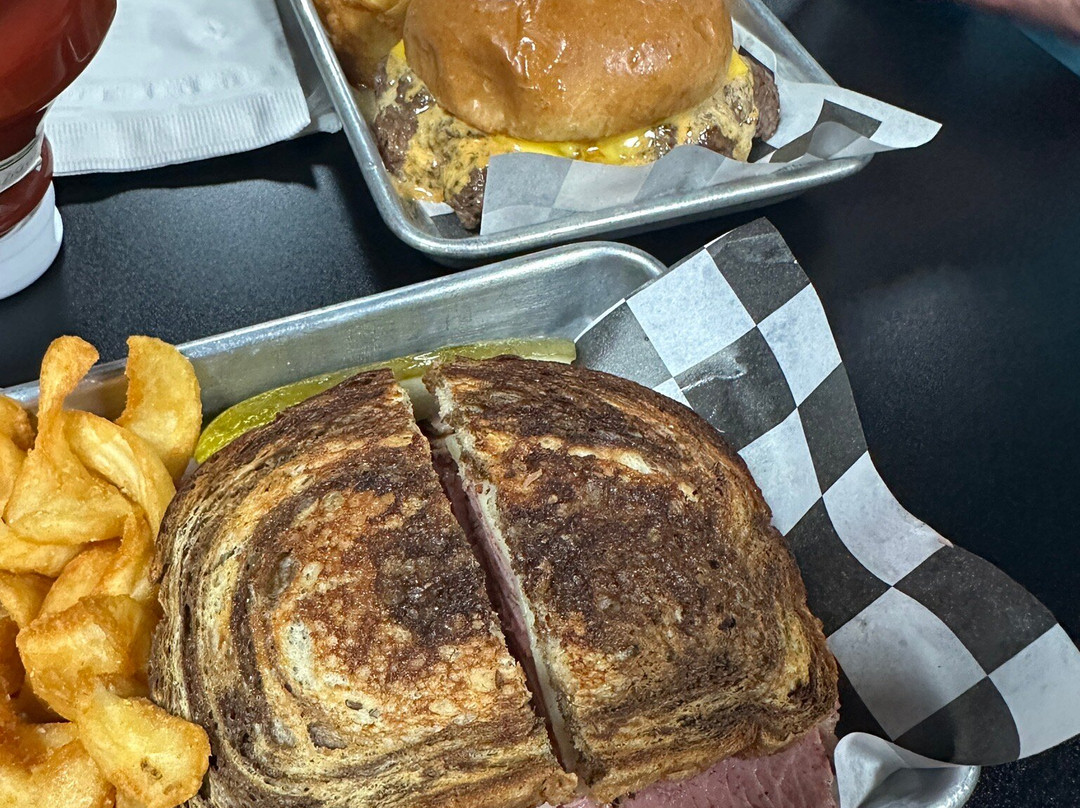 Mouthole BBQ