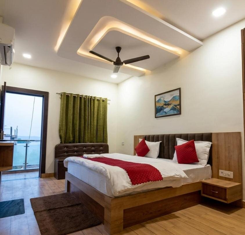 Hotel Padma Residency