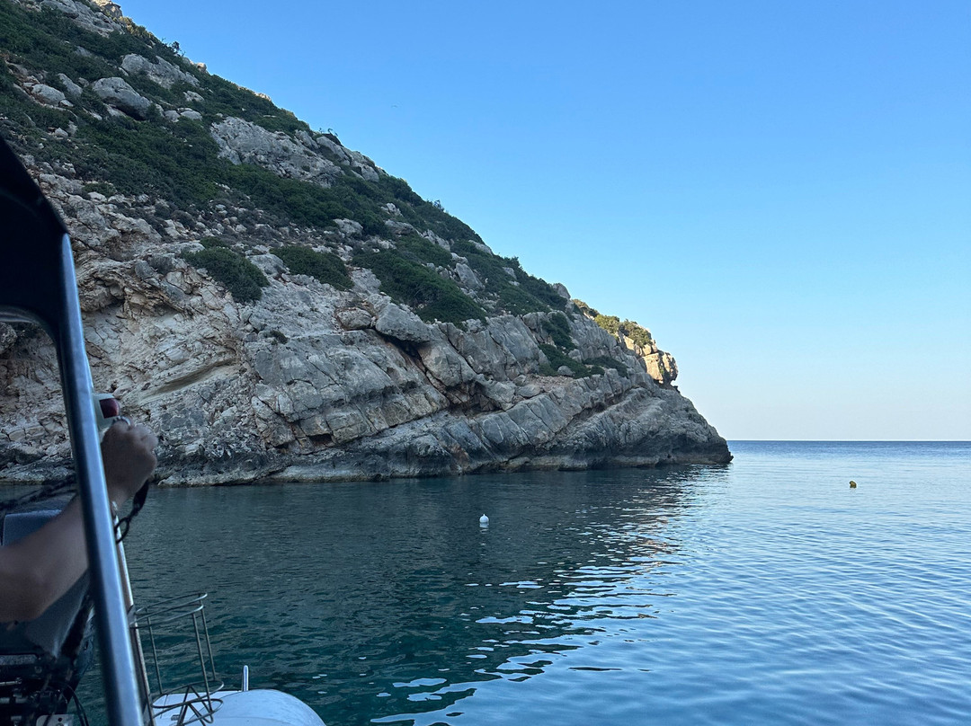 Antonis Boats-Almyrida必去景点