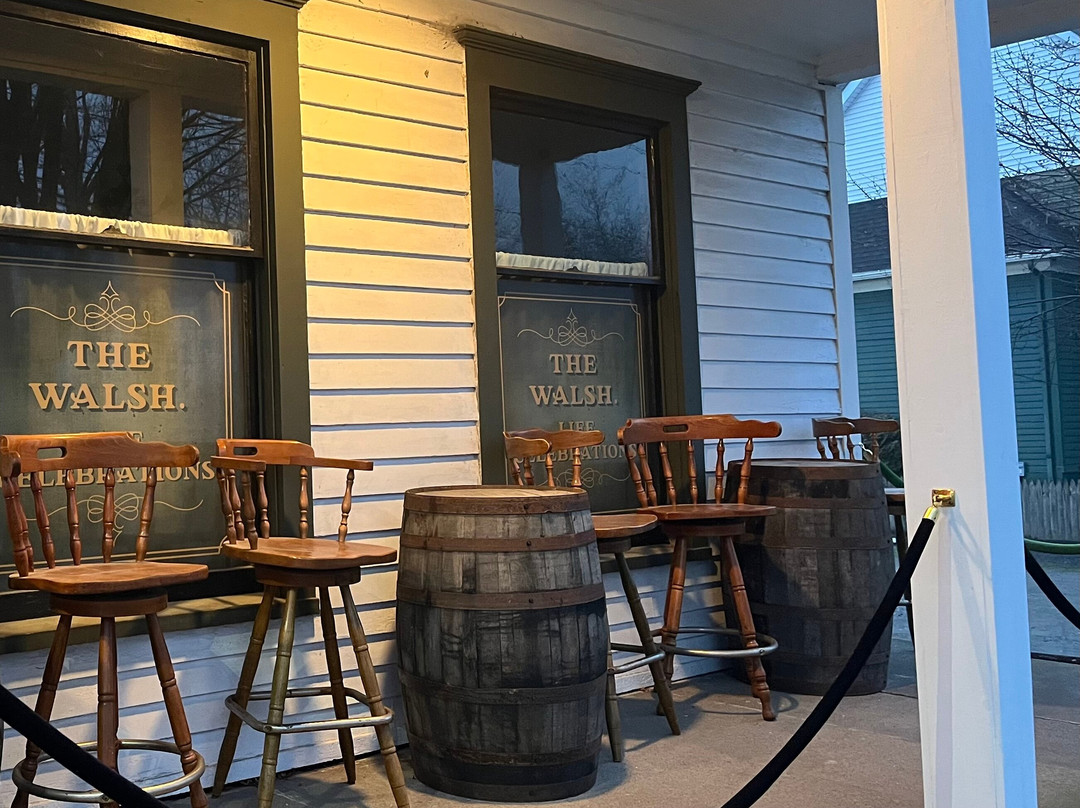 The Walsh Hotel & Tap Room | Restaurant & Bar