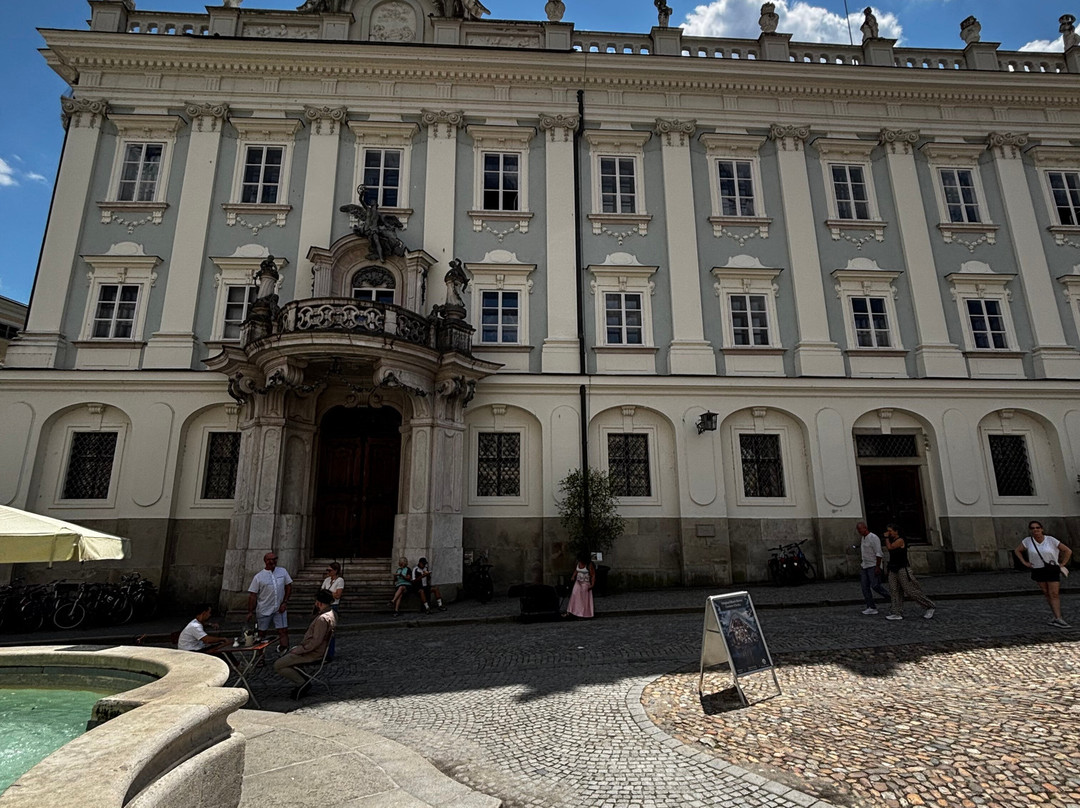 Alte Bischofliche Residenz (Old Bishop's Residence)-帕绍必去景点