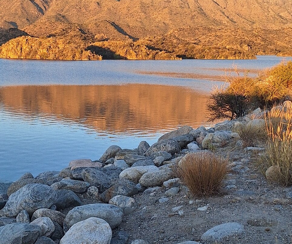 Dique Embalse Nogoli-San Luis必去景点
