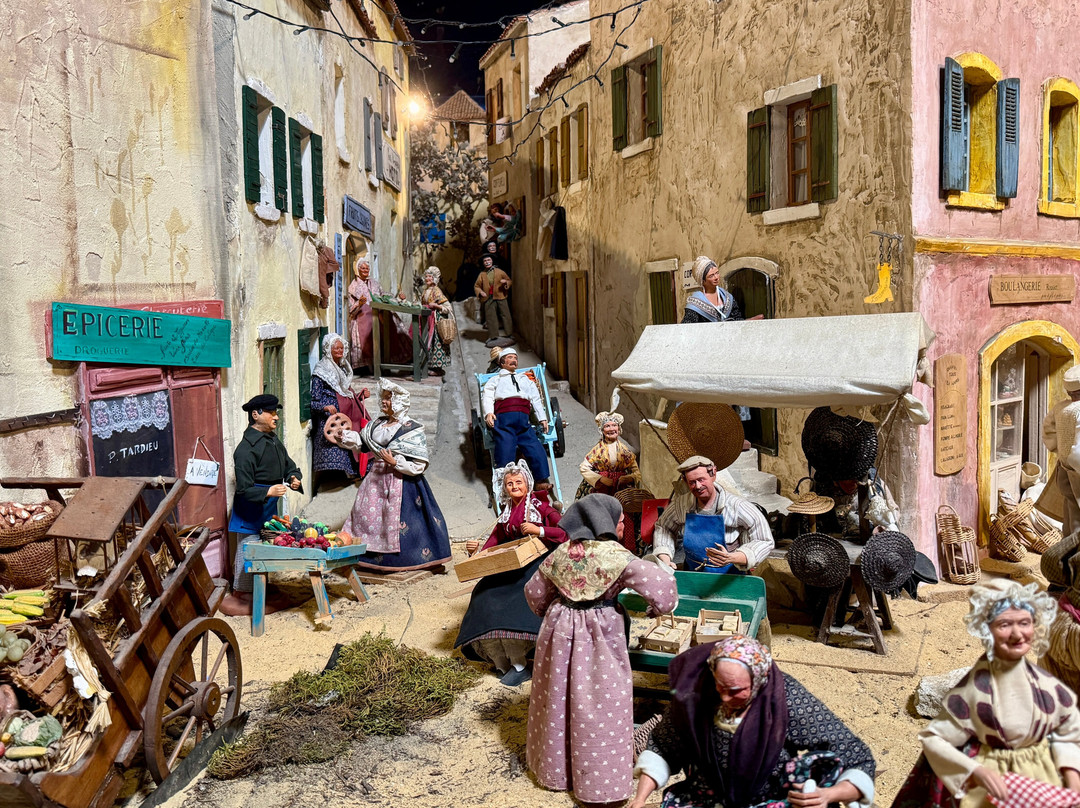 Village Provencal miniature-格里尼昂必去景点