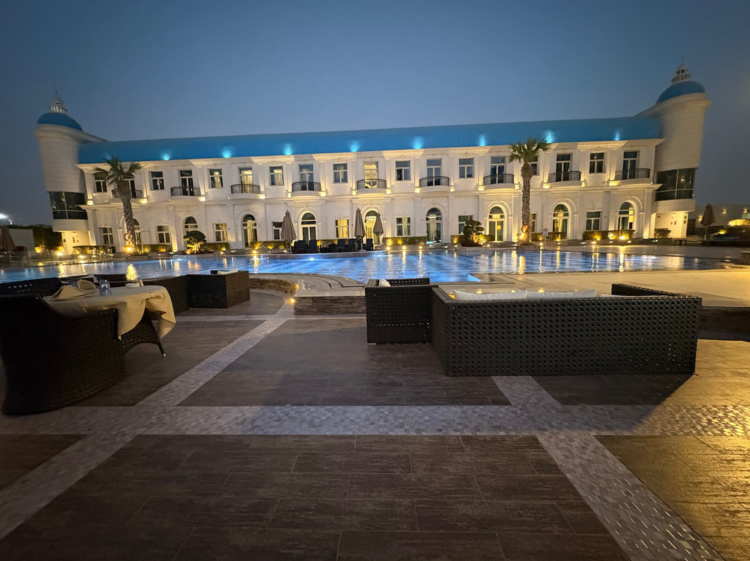Bab Al Qasr