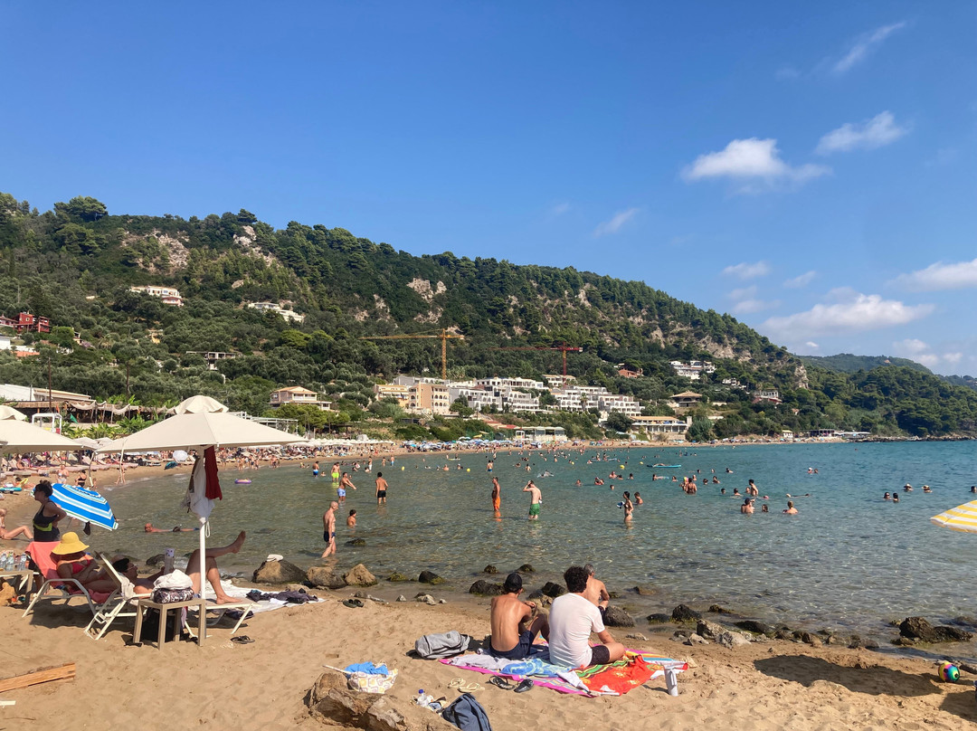 Beach Kontogialos-Pelekas必去景点