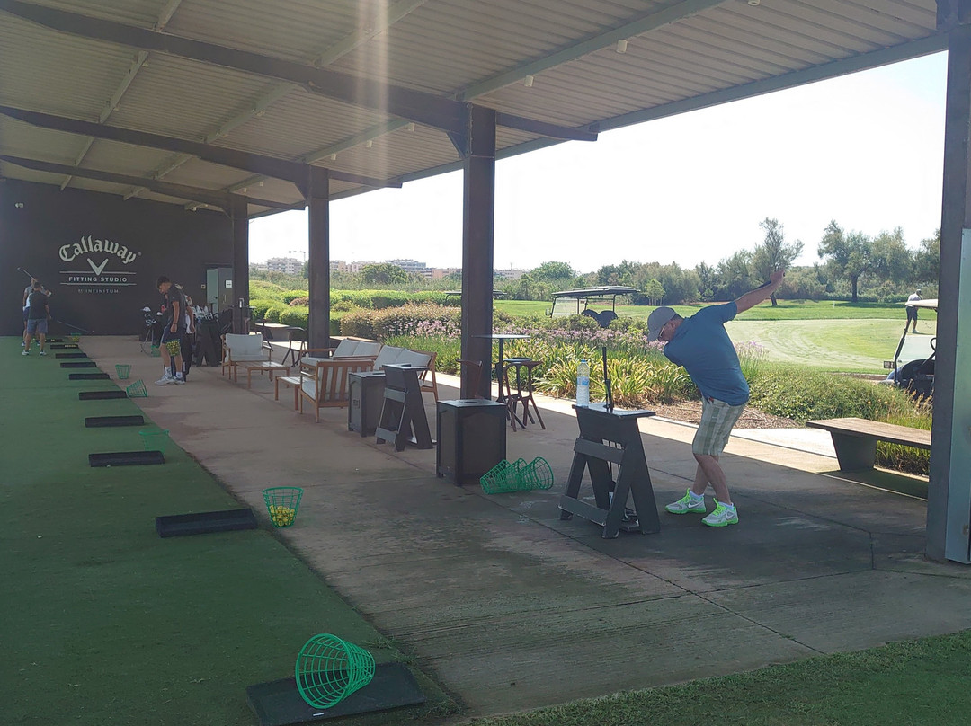 Infinitum Golf Hills-萨洛必去景点