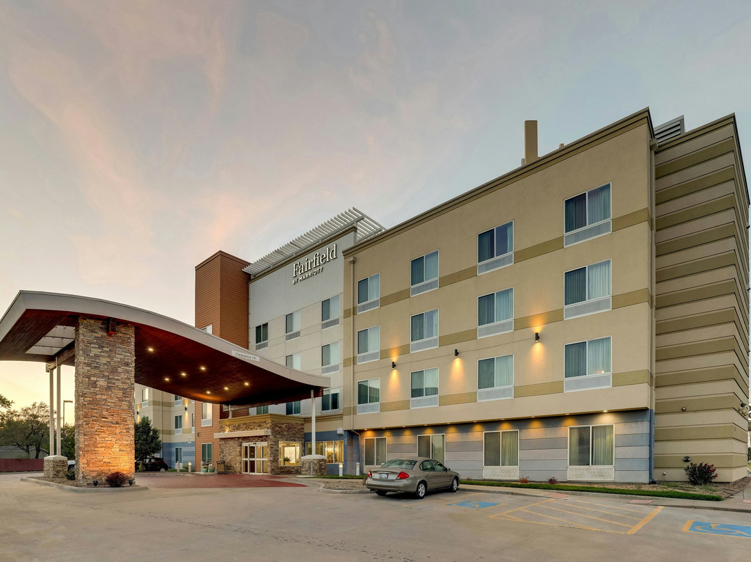 Yoder酒店住宿-Fairfield by Marriott Inn & Suites Hutchinson