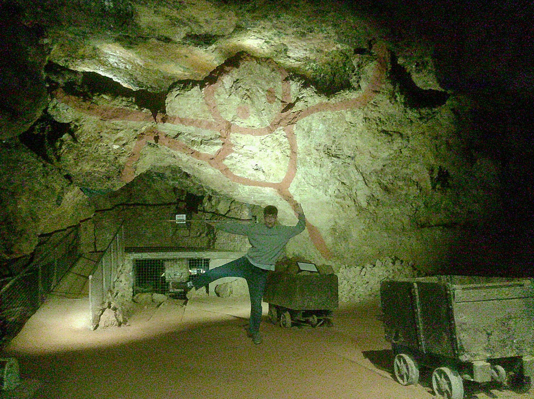 Clearwell Caves-Coleford必去景点