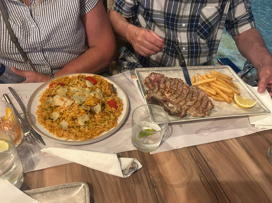 Petra All day cuisine & Cocktail bar