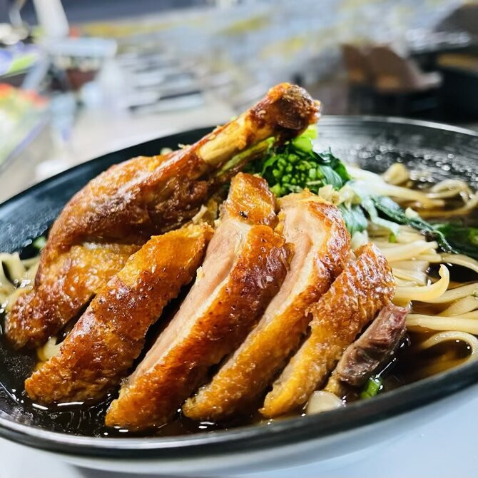 Moon Thai & Japanese