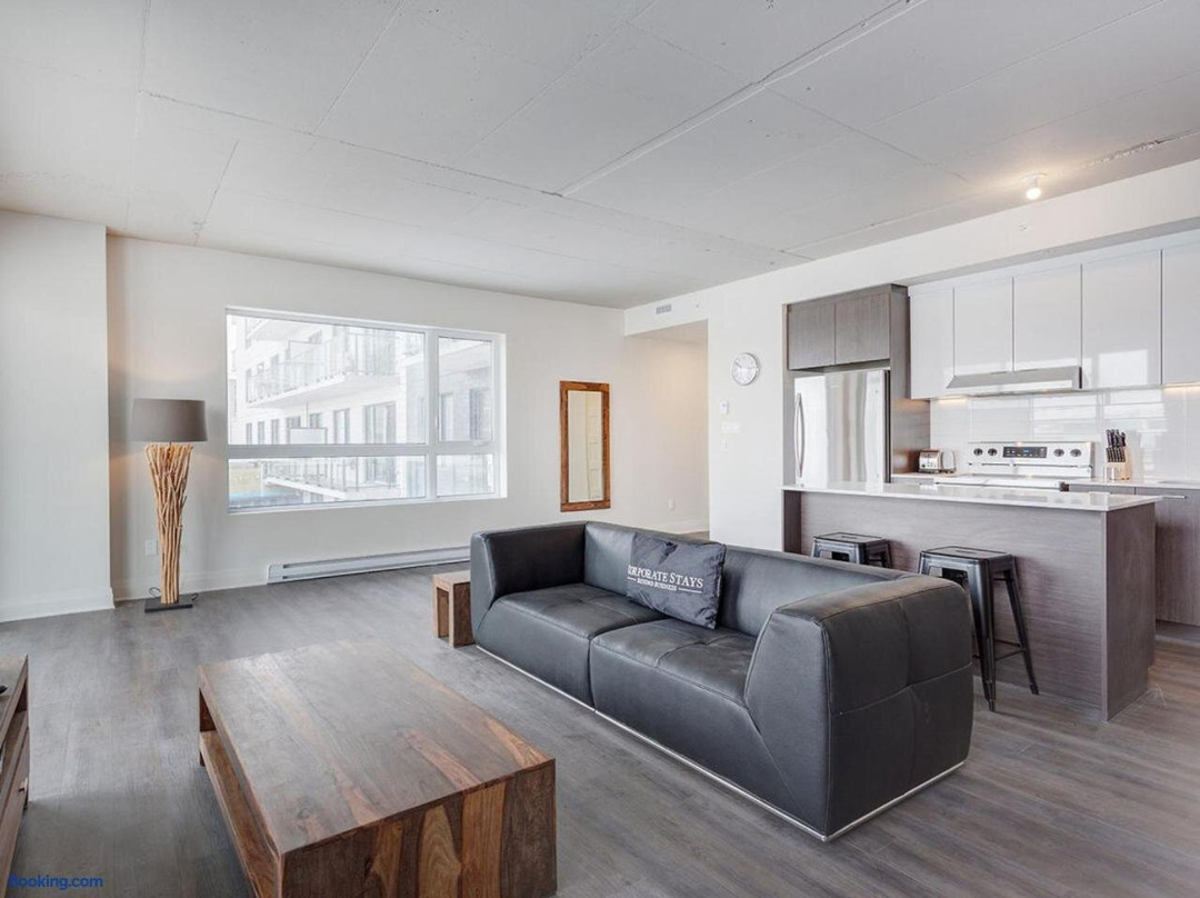 L'Equinox Modern Apartments by Corporate Stays