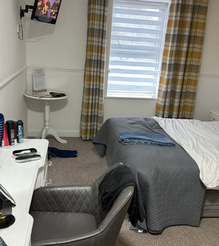 猎人会面住宿主图