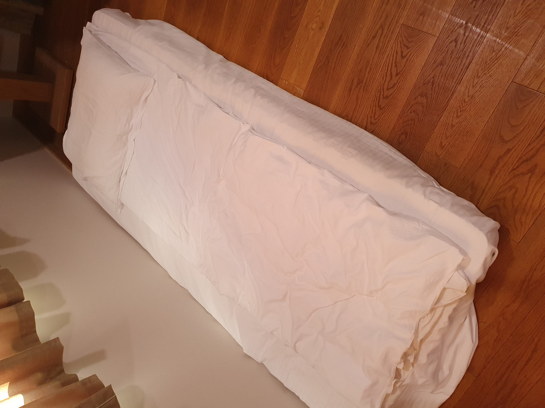 萨拉热窝阿兹札酒店主图