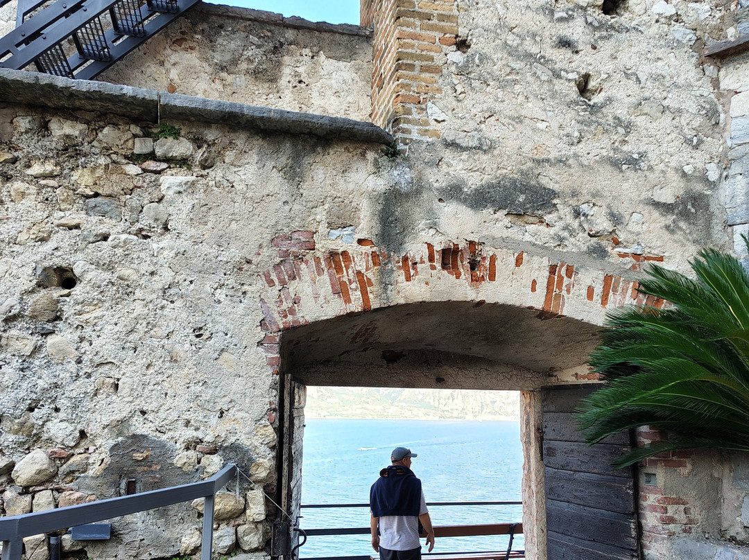 Il Castello Scaligero-马切尔西涅必去景点
