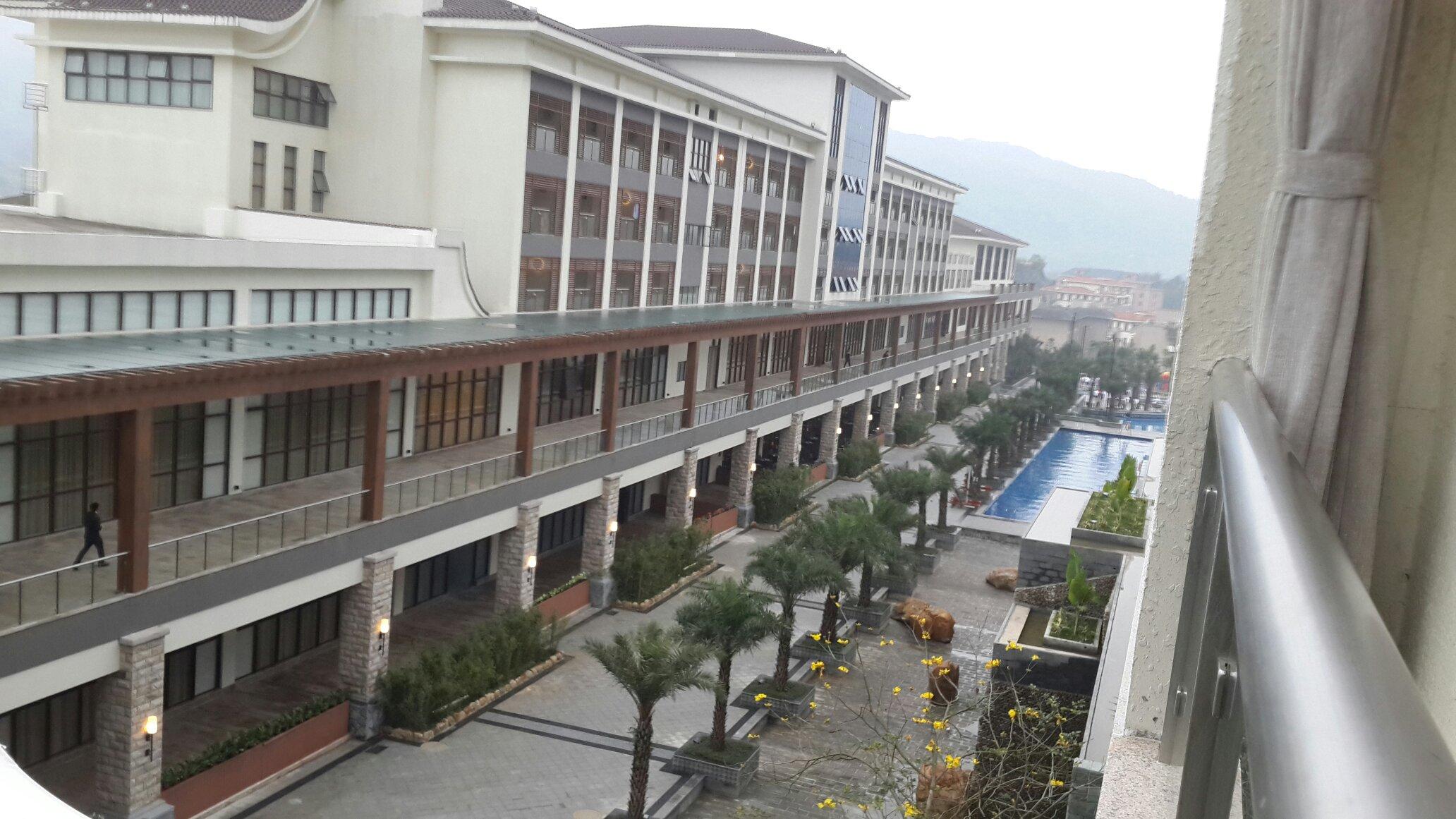 三英温泉度假酒店-客卧