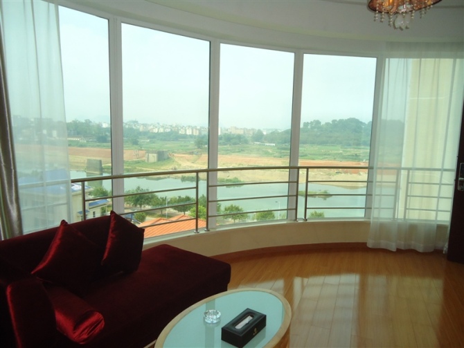 花园假日酒店 -客卧