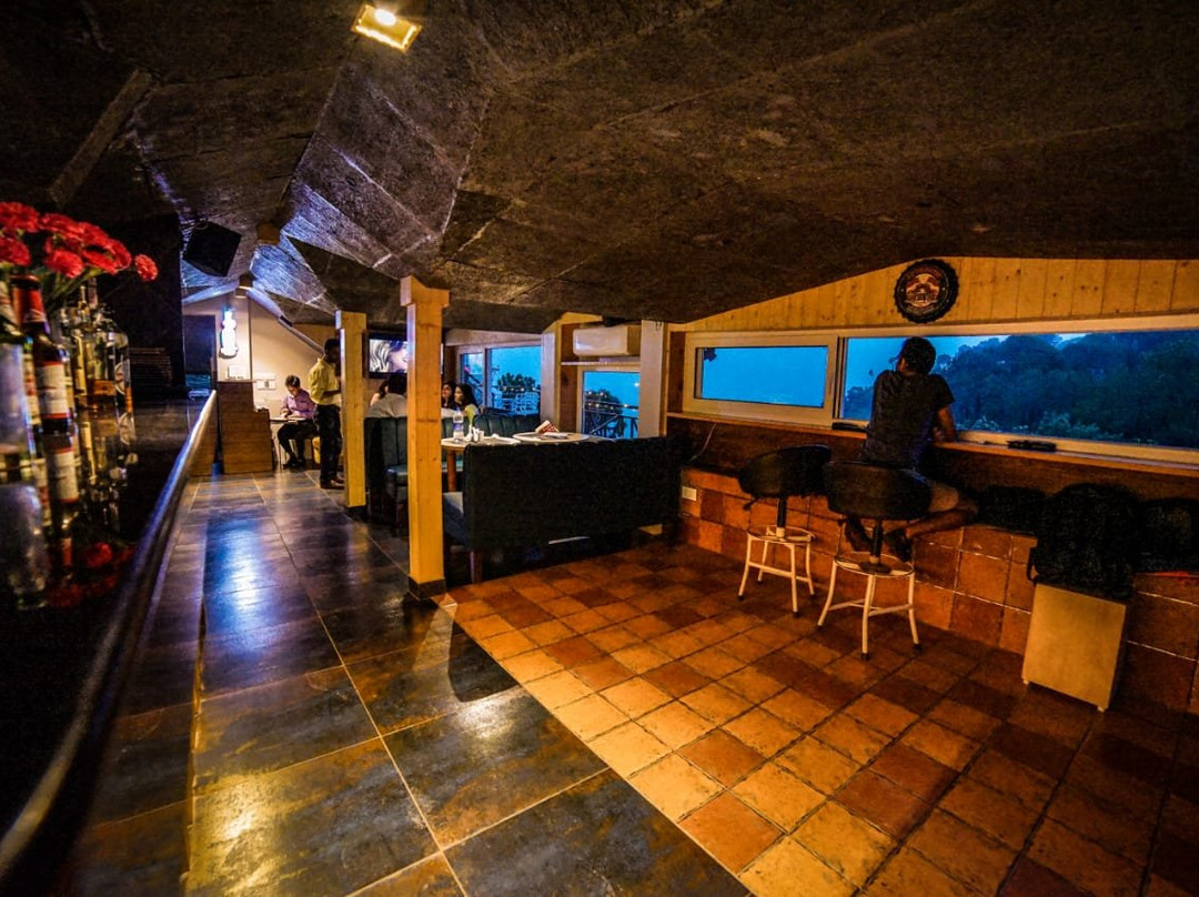 Hotel Kasauli Regency